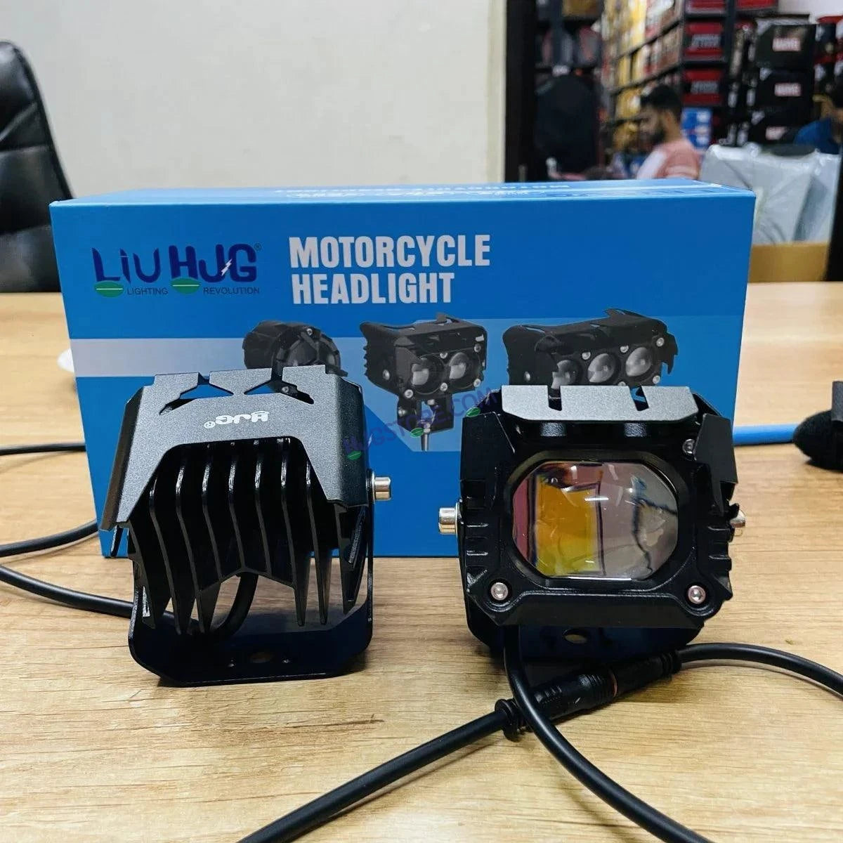 HJG Original 1 FUTURE Mega Drive 60W Quad Shot Dual LED/Dual Color High/Low Yellow/White LED Fog Lights - HJGstore.com